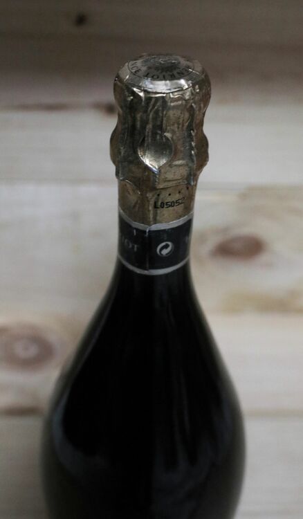 アンリオ キュヴェ・デ・アンシャンテルール 1988（お酒）の商品画像 - 査定依頼日：2025年7月4日 - 最高査定価格：100,000円