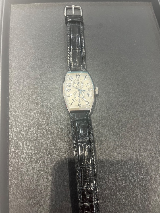 フランクミュラー トノウカーベックス 5850ma（高級時計）の商品画像 - 査定依頼日：2025年7月23日 - 最高査定価格：400,000円