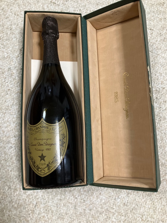 シャンパン ドン・ペリニヨン（お酒）の商品画像 - 査定依頼日：2026年9月26日 - 最高査定価格：26,000円