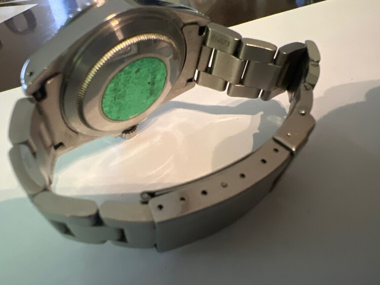 ロレックス　サブマリーナー　（高級時計）の商品画像 - 査定依頼日：2025年4月30日 - 最高査定価格：1,800,000円