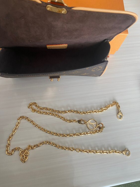 ルイヴィトン モノグラム （ブランドバッグ）の商品画像 - 査定依頼日：2025年3月23日 - 最高査定価格：180,000円