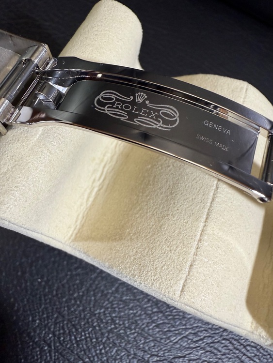 ロレックス ヨットマスター 12662（高級時計）の商品画像 - 査定依頼日：2025年8月11日 - 最高査定価格：2,150,000円