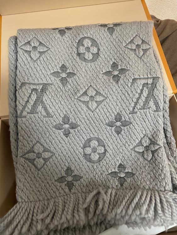 エシャルプロゴマニア（古着・ファッション）の商品画像 - 査定依頼日：2026年1月21日 - 最高査定価格：20,000円