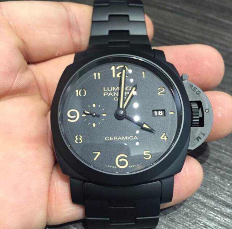 トウットネロ（高級時計）の商品画像 - 査定依頼日：2025年11月29日 - 最高査定価格：900,000円