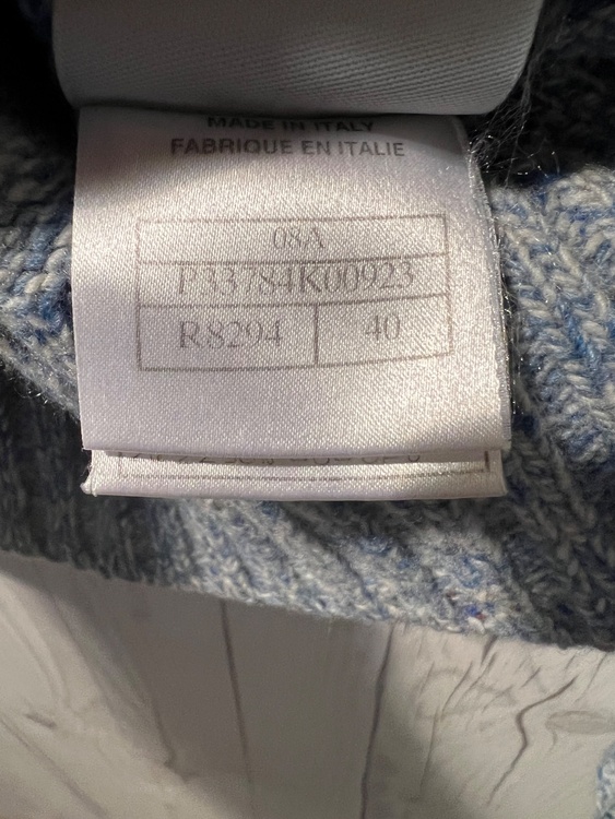 ニット（古着・ファッション）の商品画像 - 査定依頼日：2025年12月21日 - 最高査定価格：13,000円