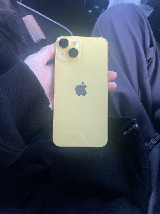 iPhone14（スマホ）の商品画像 - 査定依頼日：2025年4月9日 - 最高査定価格：30,000円