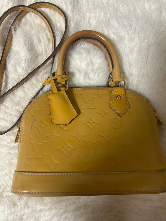 ルイヴィトン アルマ （ブランドバッグ）の商品画像 - 査定依頼日：2025年4月18日 - 最高査定価格：50,000円