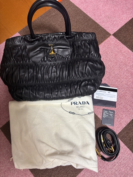 ナッパガウフレ（ブランドバッグ）の商品画像 - 査定依頼日：2026年4月26日 - 最高査定価格：60,000円