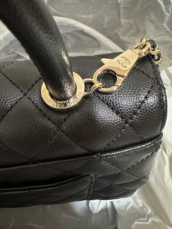 ココココハンドル 24センチ ブラック 3way（ブランドバッグ）の商品画像 - 査定依頼日：2025年12月27日 - 最高査定価格：700,000円