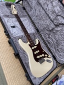 Fender Limited Edition American Showcase（ピアノ・楽器・PA機材）の商品画像 - 査定依頼日：2026年5月4日 - 最高査定価格：160,000円