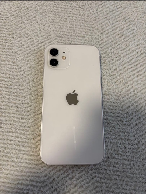 iPhone iPhone 12 64GB SIMフリー（スマホ）の商品画像 - 査定依頼日：2026年7月21日 - 最高査定価格：25,000円