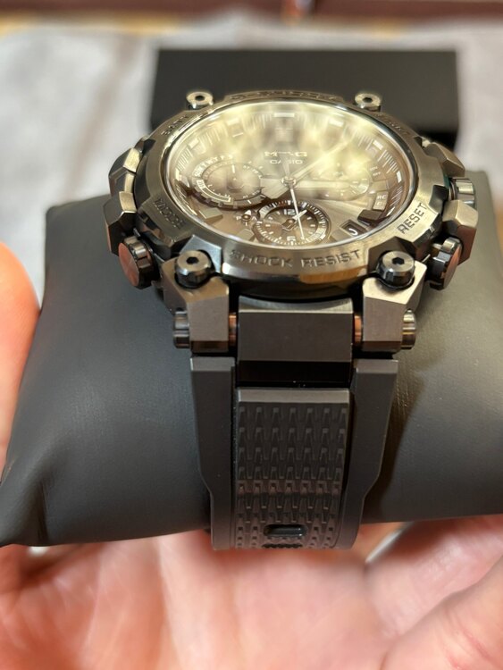 G-SHOCK その他 MTG-B3000B-1AJf（高級時計）の商品画像 - 査定依頼日：2024年12月22日 - 最高査定価格：56,000円