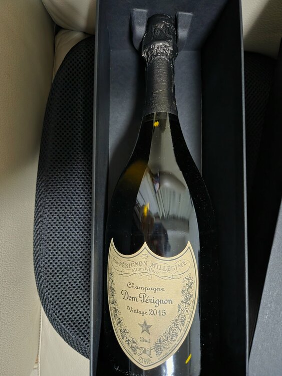 ドンペリ（お酒）の商品画像 - 査定依頼日：2026年2月18日 - 最高査定価格：20,000円