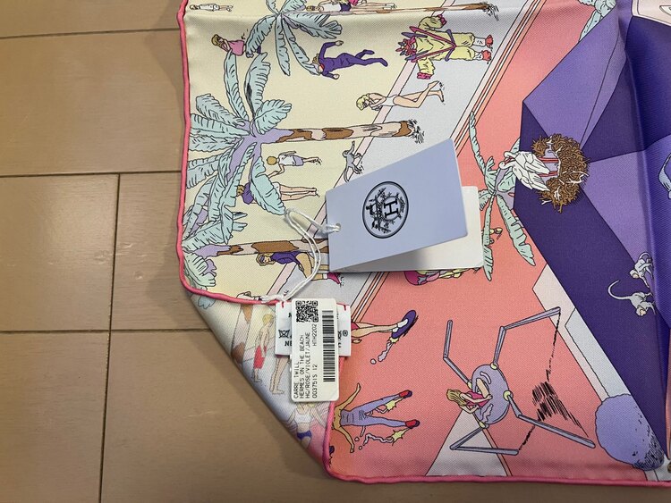 スカーフ（古着・ファッション）の商品画像 - 査定依頼日：2025年1月19日 - 最高査定価格：22,000円