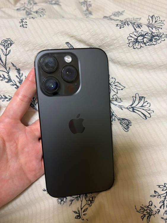 iPhone14Pro（スマホ）の商品画像 - 査定依頼日：2026年10月4日 - 最高査定価格：69,000円