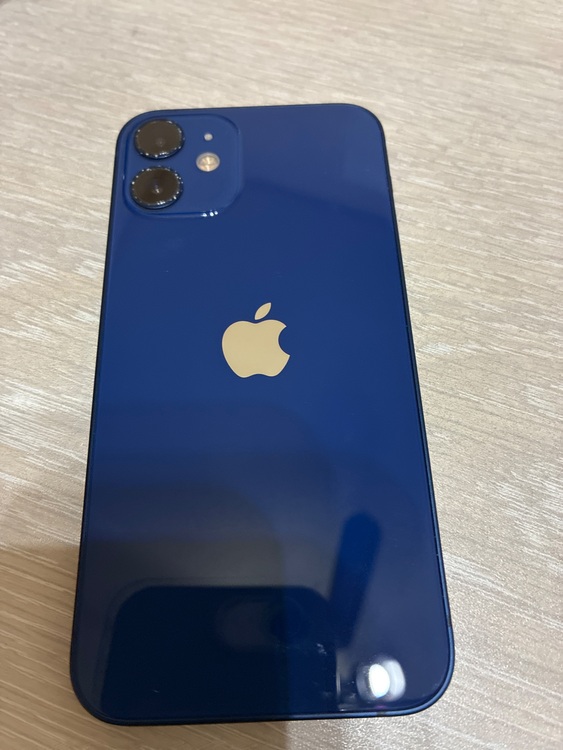 A2398（スマホ）の商品画像 - 査定依頼日：2025年9月21日 - 最高査定価格：22,000円