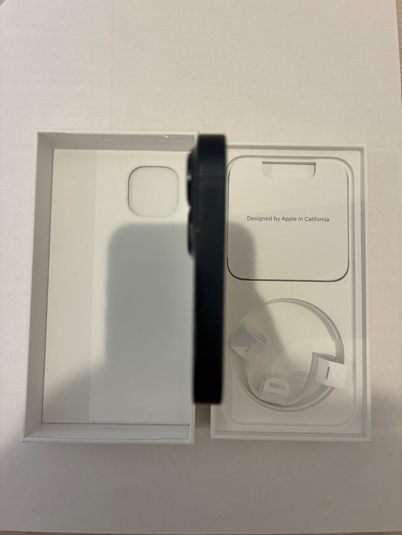 MLNC3J/A iPhone 13, Midnight, 128GB（スマホ）の商品画像 - 査定依頼日：2025年8月2日 - 最高査定価格：43,000円