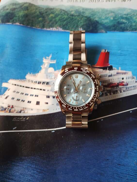 ロレックス デイトナ （高級時計）の商品画像 - 査定依頼日：2025年1月8日 - 最高査定価格：1,500,000円