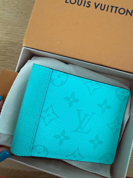 M30897（ブランド財布・小物）の商品画像 - 査定依頼日：2025年5月1日 - 最高査定価格：58,000円