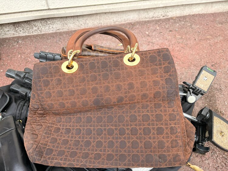 だいぶ、昔のクリスチャンディオールのカバン（ブランドバッグ）の商品画像 - 査定依頼日：2025年4月25日 - 最高査定価格：20,000円