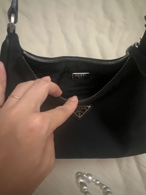 プラダ  （ブランドバッグ）の商品画像 - 査定依頼日：2025年8月18日 - 最高査定価格：120,000円