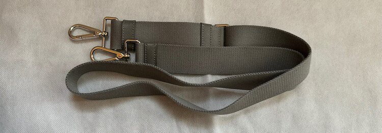 カナパ　アルデシア（グレー）（ブランドバッグ）の商品画像 - 査定依頼日：2025年5月2日 - 最高査定価格：50,000円