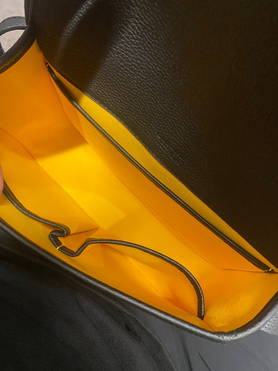 ヴェルヴェデーレPM（ブランドバッグ）の商品画像 - 査定依頼日：2025年7月29日 - 最高査定価格：300,000円