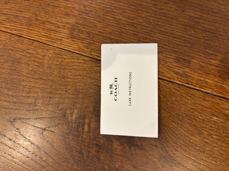 不明（ブランドバッグ）の商品画像 - 査定依頼日：2025年11月21日 - 最高査定価格：3,000円