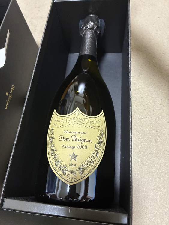 シャンパン ドン・ペリニヨン（お酒）の商品画像 - 査定依頼日：2026年9月12日 - 最高査定価格：23,000円