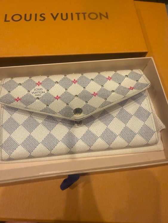 ルイ・ヴィトン N60476 ダミエ・スタッズ/ローズ・バレリーヌ ポルトフォイ（ブランド財布・小物）の商品画像 - 査定依頼日：2025年8月4日 - 最高査定価格：20,000円