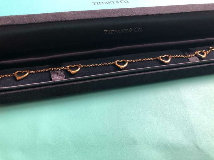 ティファニー　オープンハート　ブレスレット　18Kイエローゴールド（金・貴金属）の商品画像 - 査定依頼日：2023年4月22日 - 最高査定価格：55,000円