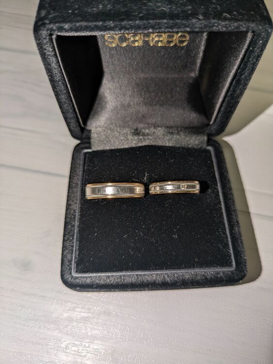 指輪　金　プラチナ混合（金・貴金属）の商品画像 - 査定依頼日：2025年9月13日 - 最高査定価格：100,000円