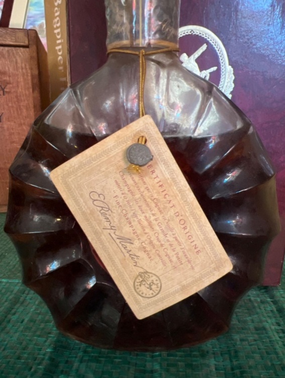 レミーマルタンXO special（お酒）の商品画像 - 査定依頼日：2025年11月4日 - 最高査定価格：8,000円