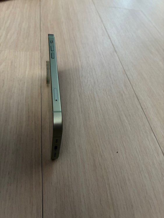 iPhone 12 mini 64GB SIMフリー（スマホ）の商品画像 - 査定依頼日：2026年4月18日 - 最高査定価格：20,000円