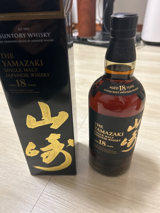 ウイスキー サントリー山崎 （お酒）の商品画像 - 査定依頼日：2026年3月2日 - 最高査定価格：1,420,600円