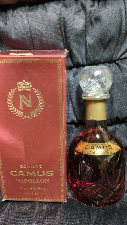 ナポレオン　ヘネシー　ダンヒル（お酒）の商品画像 - 査定依頼日：2026年1月15日 - 最高査定価格：35,200円