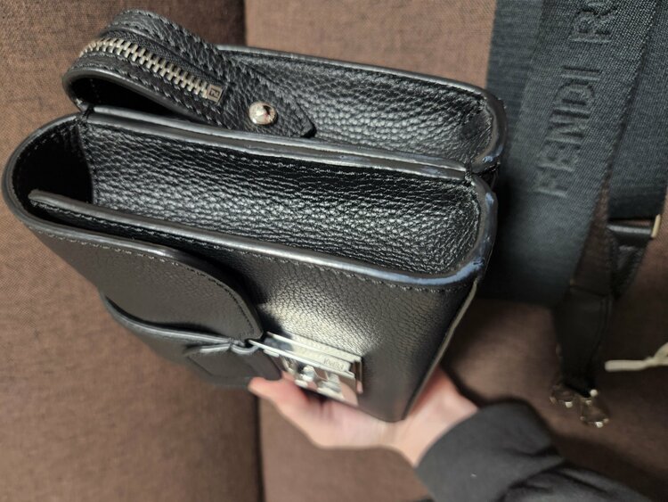 ダブルバゲット ショルダーバッグ（ブランドバッグ）の商品画像 - 査定依頼日：2026年1月16日 - 最高査定価格：140,000円