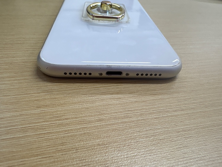 iPhone11（スマホ）の商品画像 - 査定依頼日：2026年2月21日 - 最高査定価格：16,000円