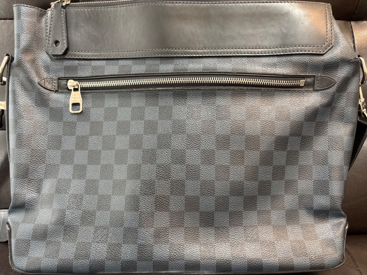 ルイ ヴィトン ダミエ コバルト グリニッジ ショルダーバッグ メッセンジャーバ（ブランドバッグ）の商品画像 - 査定依頼日：2025年11月13日 - 最高査定価格：60,000円