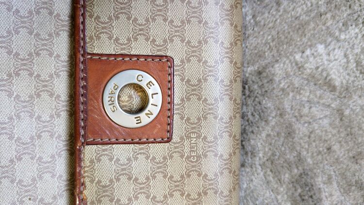 セリーヌ  （ブランドバッグ）の商品画像 - 査定依頼日：2025年6月28日 - 最高査定価格：30,000円