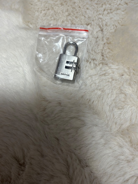 プラダボストンバック（ブランドバッグ）の商品画像 - 査定依頼日：2025年11月27日 - 最高査定価格：30,000円