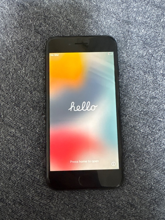 iPhone7（スマホ）の商品画像 - 査定依頼日：2026年2月11日 - 最高査定価格：2,500円