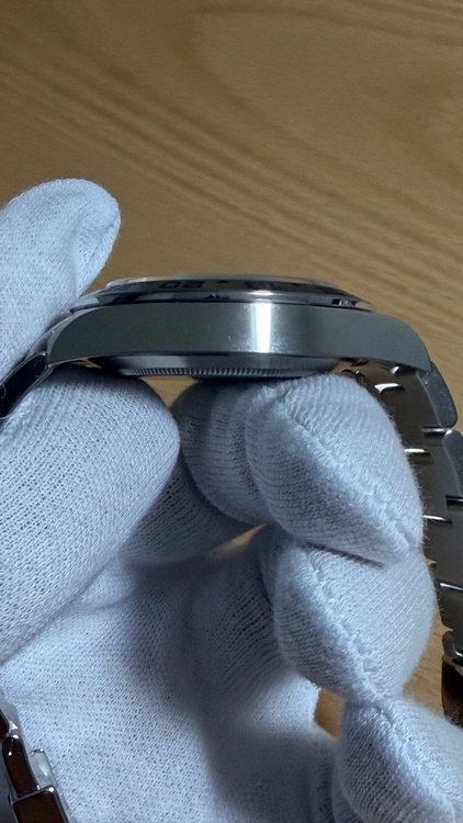 ロレックス エクスプローラー 226570（高級時計）の商品画像 - 査定依頼日：2026年1月15日 - 最高査定価格：1,800,000円