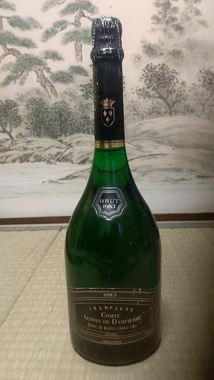 シャンパン シャンパン(その他) （お酒）の商品画像 - 査定依頼日：2025年9月17日 - 最高査定価格：12,000円