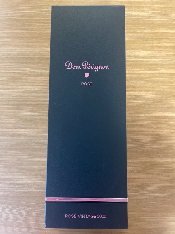 シャンパン ドン・ペリニヨン （お酒）の商品画像 - 査定依頼日：2025年12月9日 - 最高査定価格：30,000円