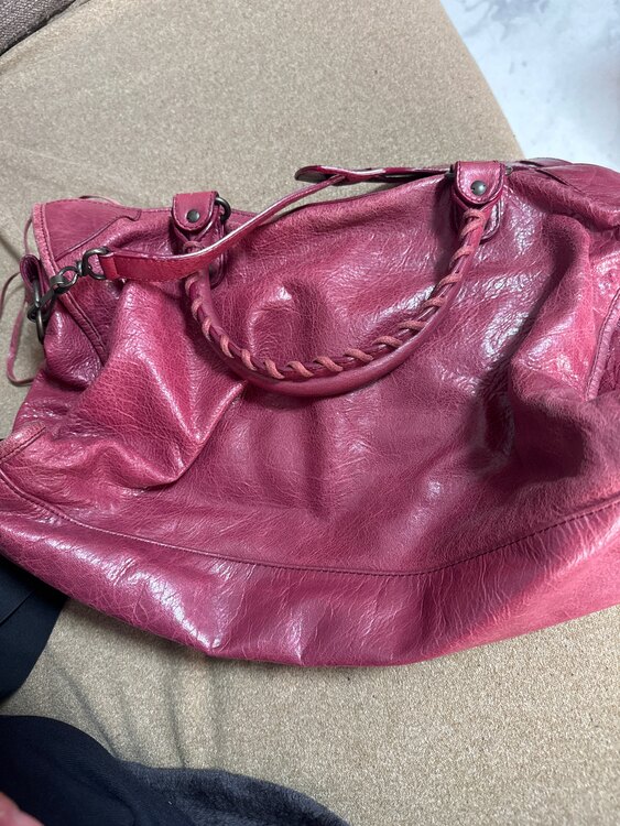 シティ（ブランドバッグ）の商品画像 - 査定依頼日：2025年1月27日 - 最高査定価格：40,000円