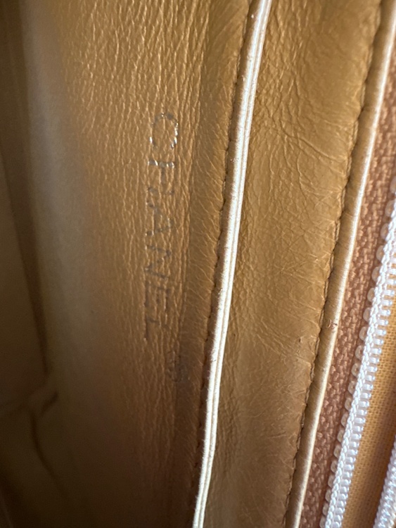 ハンドバッグ（ブランドバッグ）の商品画像 - 査定依頼日：2026年3月6日 - 最高査定価格：300,000円