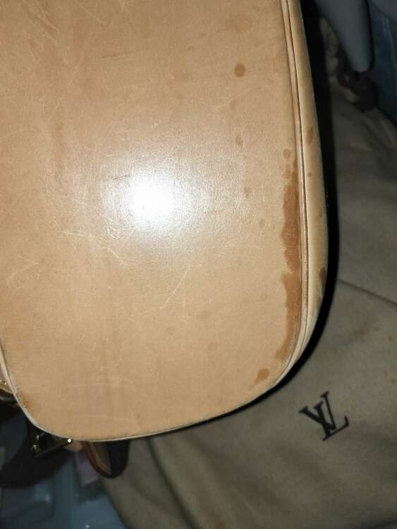 リュックサック（ブランドバッグ）の商品画像 - 査定依頼日：2025年3月22日 - 最高査定価格：150,000円