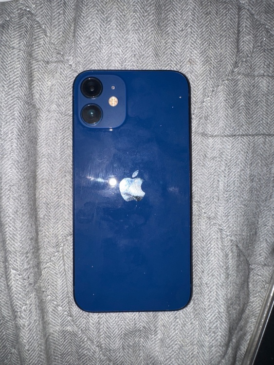 iPhone 12 mini 128GB docomo（スマホ）の商品画像 - 査定依頼日：2026年3月15日 - 最高査定価格：22,000円