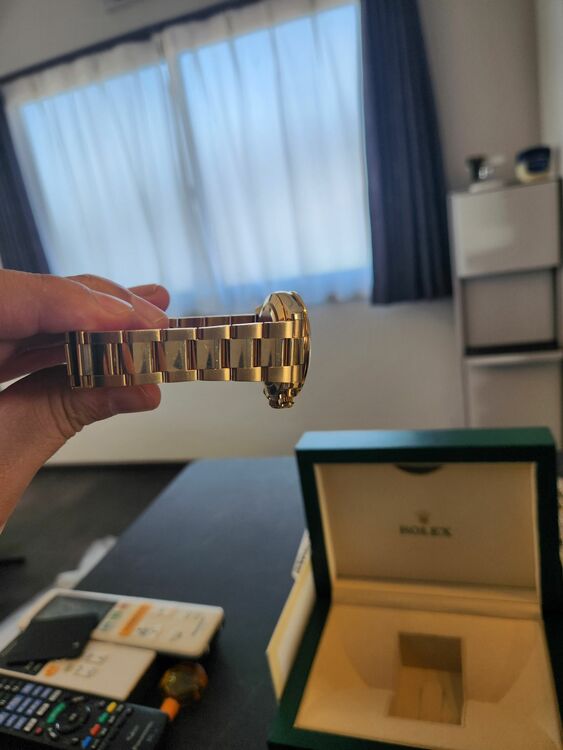 ロレックス デイトナ 116505（高級時計）の商品画像 - 査定依頼日：2025年10月7日 - 最高査定価格：10,000,000円